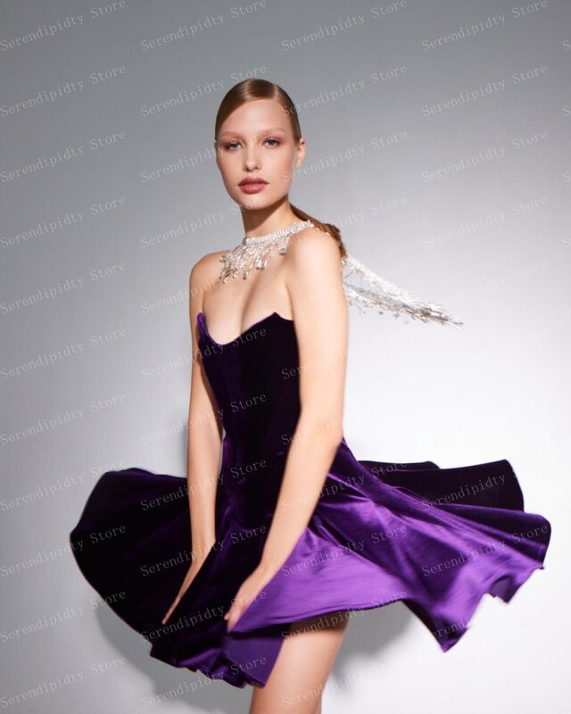 Gaun pesta beludru ungu tanpa tali gaun Prom panjang Mini ruffle Gaun buatan khusus punggung terbuka pakaian wanita ukuran besar