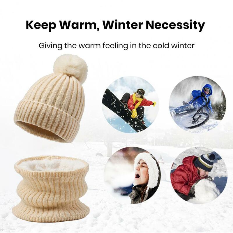 Set topi rajut uniseks hangat, Set syal topi musim dingin dengan lapisan bulu Dekorasi bola mewah nyaman untuk kehangatan