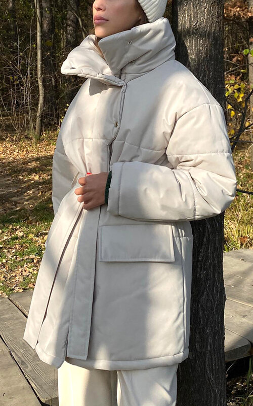 Suninbox Mantel Musim Dingin Wanita Hangat 2022 Longgar Tombol Tebal Lurus Mantel Empuk Katun Kasual Jaket Krem Lembut dengan Sabuk