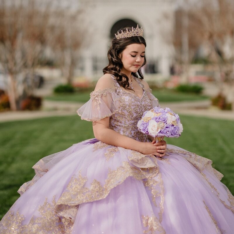 Gaun Prom manik-manik emas applique Quinceanrra gaun panjang anggun bahu putri panjang ungu mengkilap manis 16 gaun Vestidos