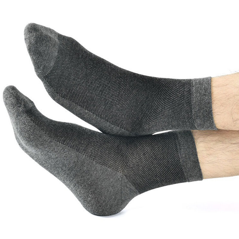 ถุงเท้าตาข่ายระบายอากาศบางของผู้ชาย5คู่/ล็อต, ท่อกลางพลัสไซส์ EU38-47ทำงานถุงเท้าสั้นสีดำสีขาวลำลองธุรกิจ