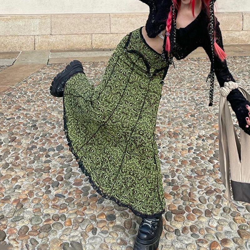 Retro Fresh Green Fashion Street Shoot Personalized Mid length Skirt Women Elegant Sexy Antique Half length Skirt