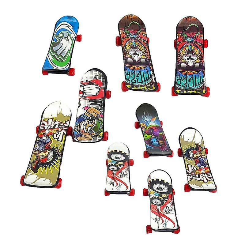 Mini tablas de Skate con dedos divertidos para niños, Kit de Inicio de Mini monopatín, favores de fiesta deportiva con dedos, juguete novedoso