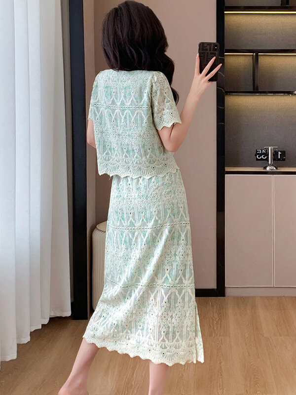 Женский летний топ с вышивкой и коротким рукавом и юбка миди
