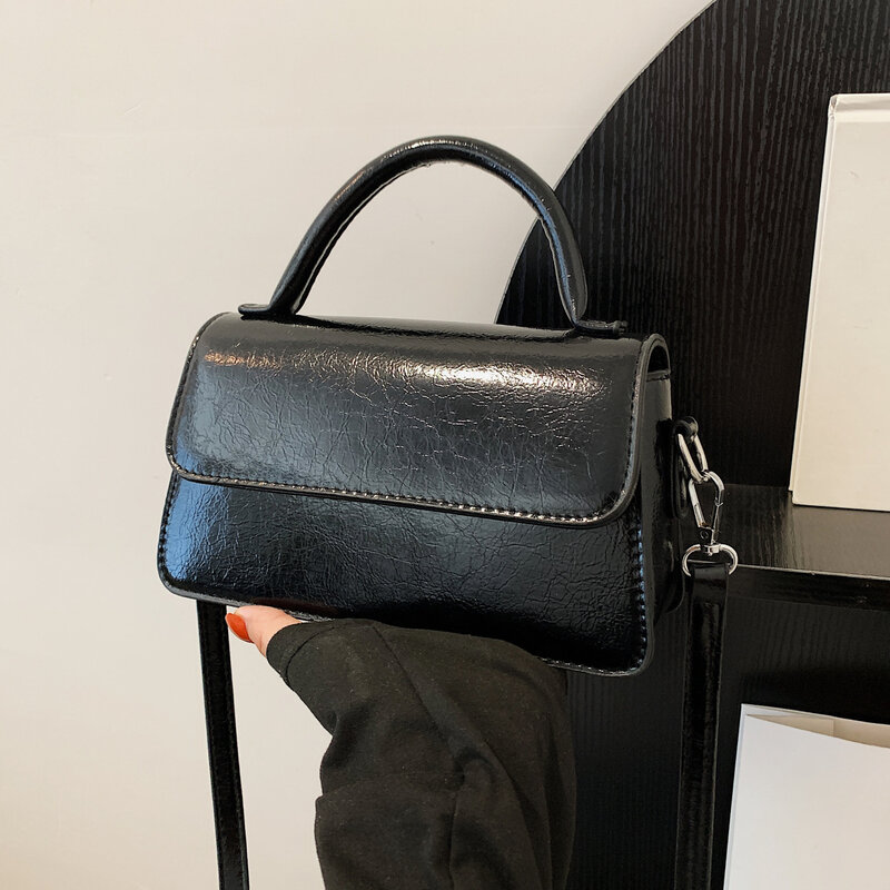 New Handbag 2024 Solid Color Simple Shoulder Small Bag  Purses and Handbags Crossbody Bags for Women