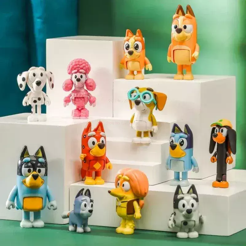 Modelo Bluey de 12 piezas para niños, juguete de articulación de Bingo, Mini adornos de caracteres de PVC, juguetes de navidad, regalos, regalo de vacaciones