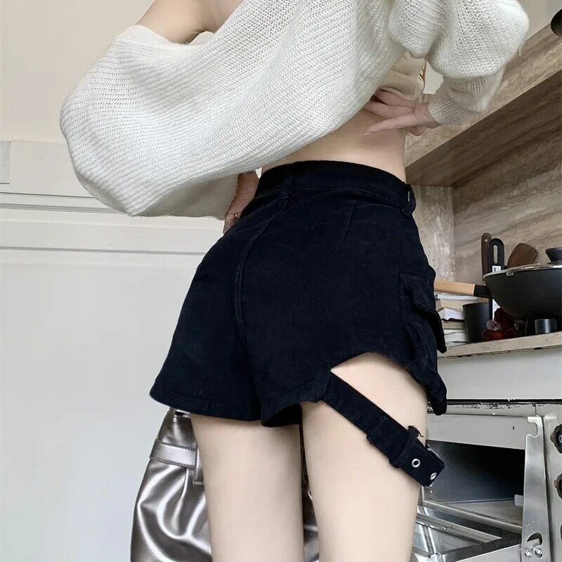 Pantaloncini di Jeans estivi per le donne 2024 moda allentati pantaloncini Cargo a vita alta Jeans coreano Spice Girl semplice nero marrone Sexy