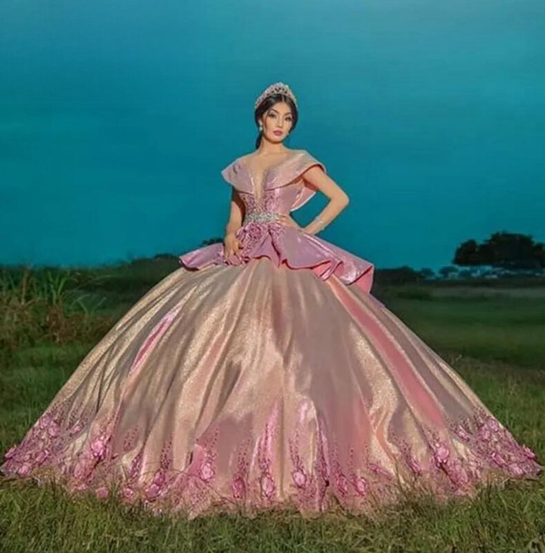 Bufiasta różowa sukienka Quinceanera suknia balowa z odkrytymi ramionami aplikacje słodkie 16 sukienek 15 Años meksykańskie