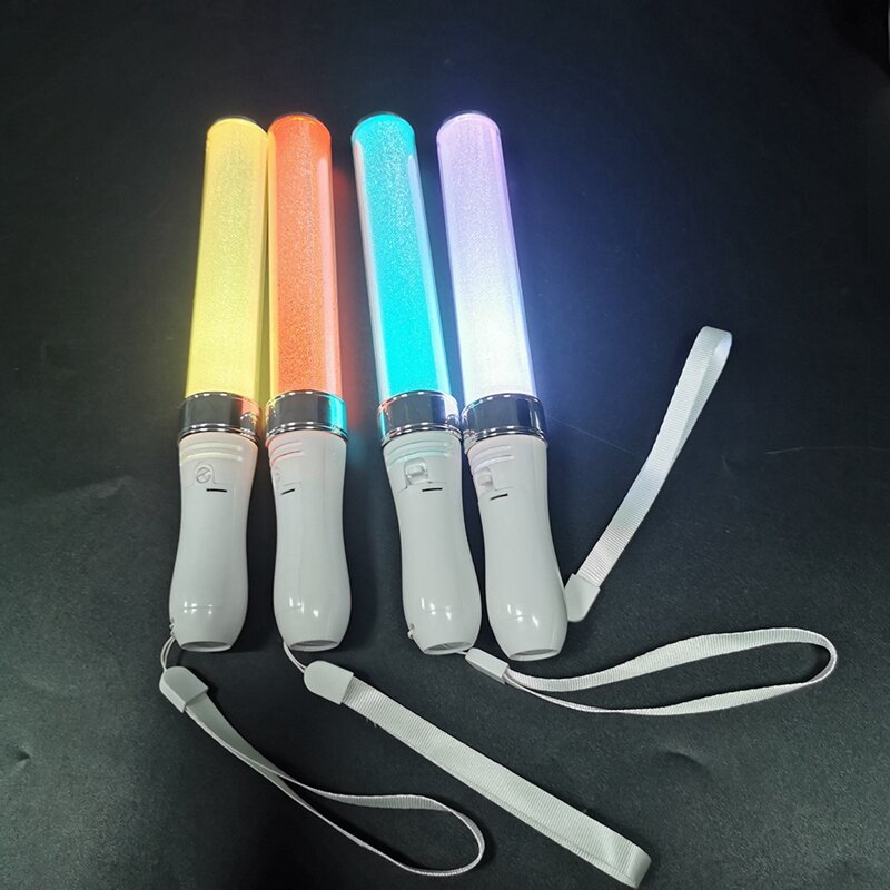 5 buah tongkat cahaya LED 15 warna lampu berkedip warna-warni tongkat kedip untuk pemandu sorak tongkat olahraga mudah dipasang