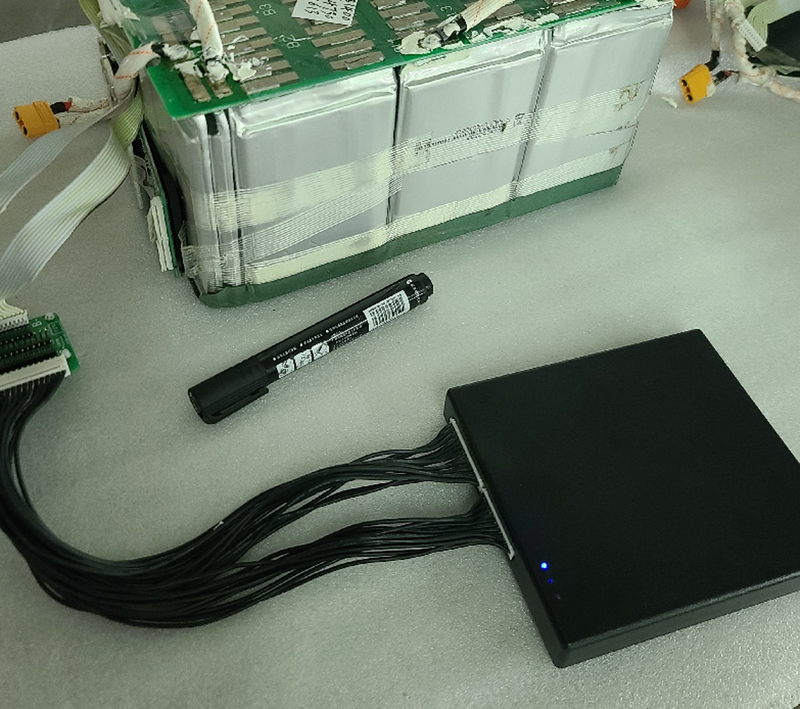 Smart Bluetooth 4A equalizzatore attivo Li-on Lifepo4 LTO 10S- 24S batteria al litio bilanciamento del trasferimento di energia BMS protettivo 14S 16S