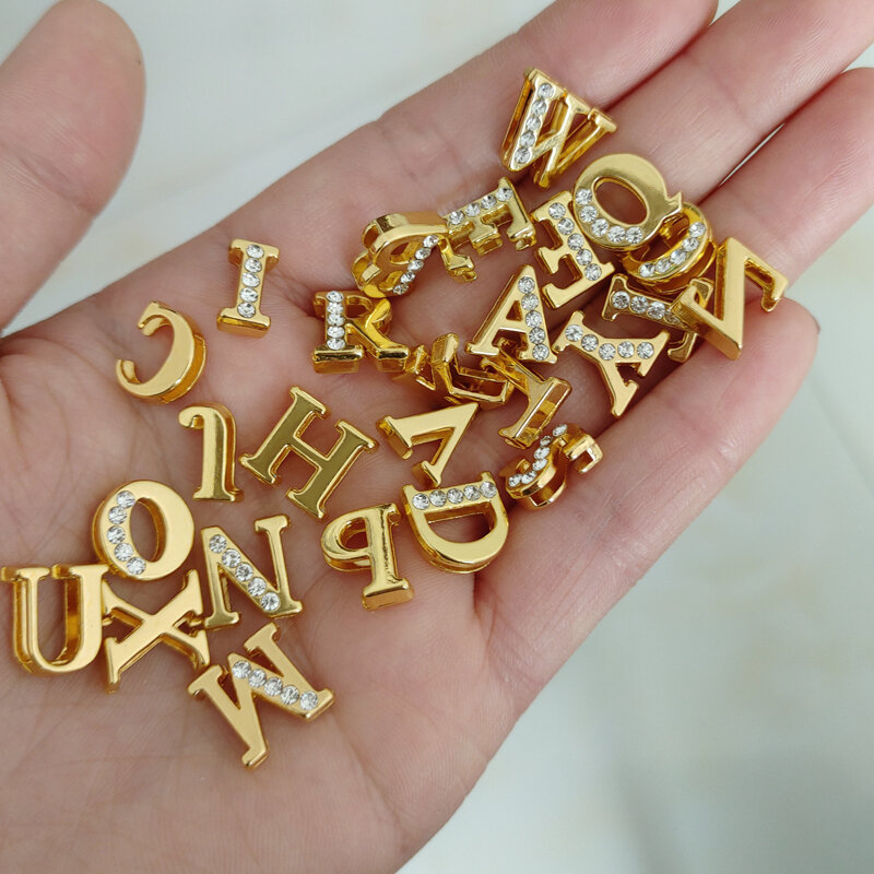 8mm ślizgowe litery Charms ze stopu alfabetu Rhinestone Fit bransoletka kołnierz brelok do kluczy biżuteria dla kobiet prezent dla dzieci