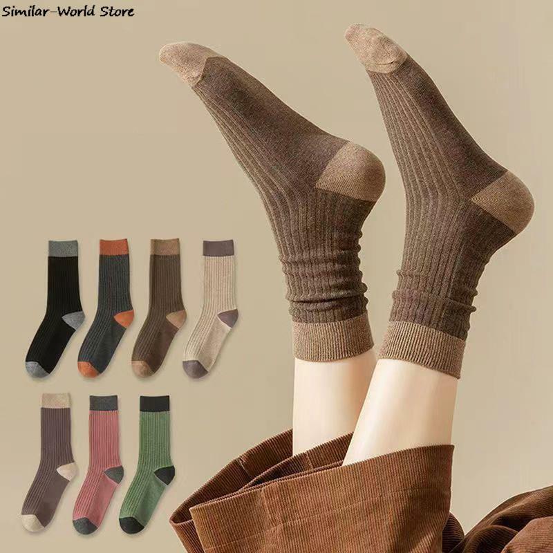 Frühling und Herbst Reine Farbe Alle-spiel Pile Socken Mid-rohr Socken Kontrast Farbe Beliebte Baumwolle Socken Harajuku kawaii Socken
