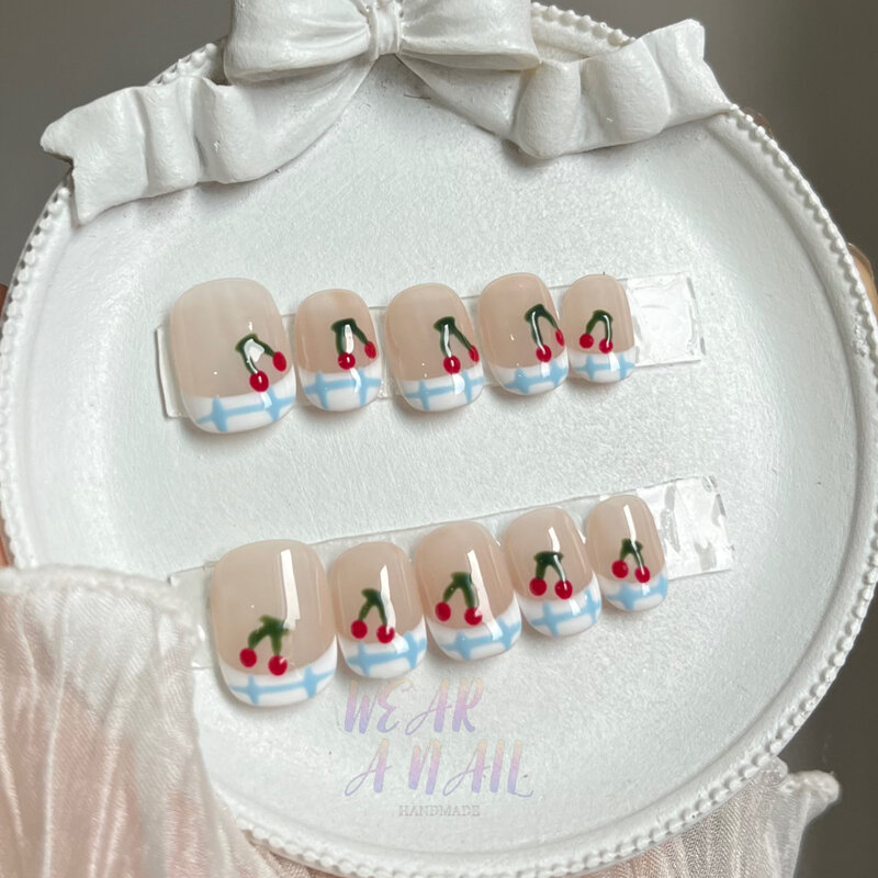 10PCS Handmade Cute Press on Nails Short Round Korean Cherry Design France Fake Nails Reusable Full Cover Nail Tips Art