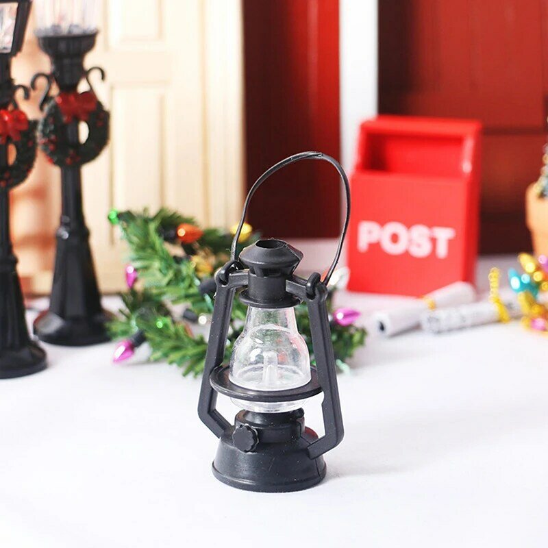 Linterna de queroseno en miniatura, accesorios de muebles para casa de muñecas, Mini adornos de escena para sala de estar, juguetes para niños, regalos, 1:12, 1 unidad