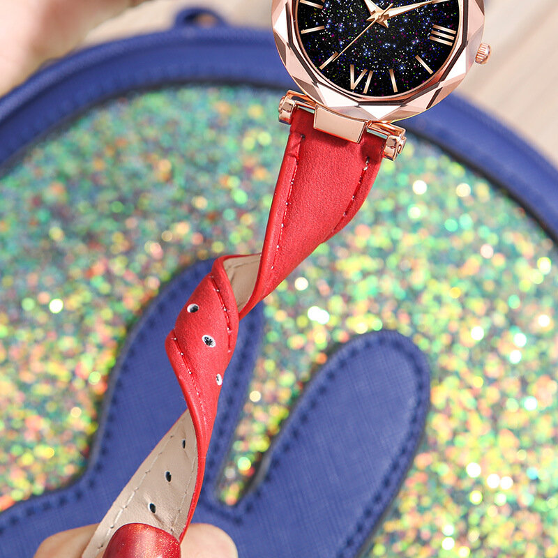 Reloj de pulsera de cuero con diamantes de imitación para mujer, reloj de cuarzo con esfera redonda, cielo estrellado, número romano, a la moda