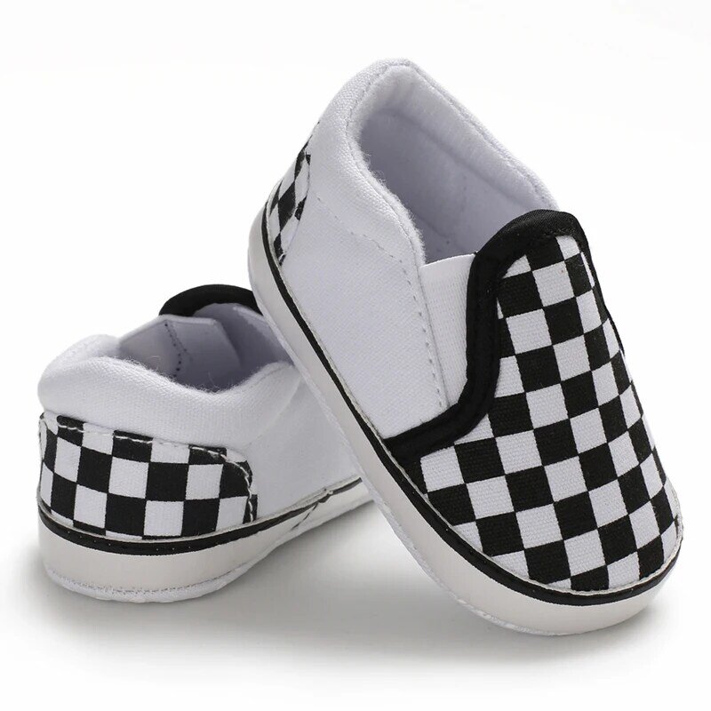 Классическая модная обувь для прогулок на плоской подошве для мальчиков и девочек, парусиновая нескользящая обувь для новорожденных, обувь для прогулок для первых шагов