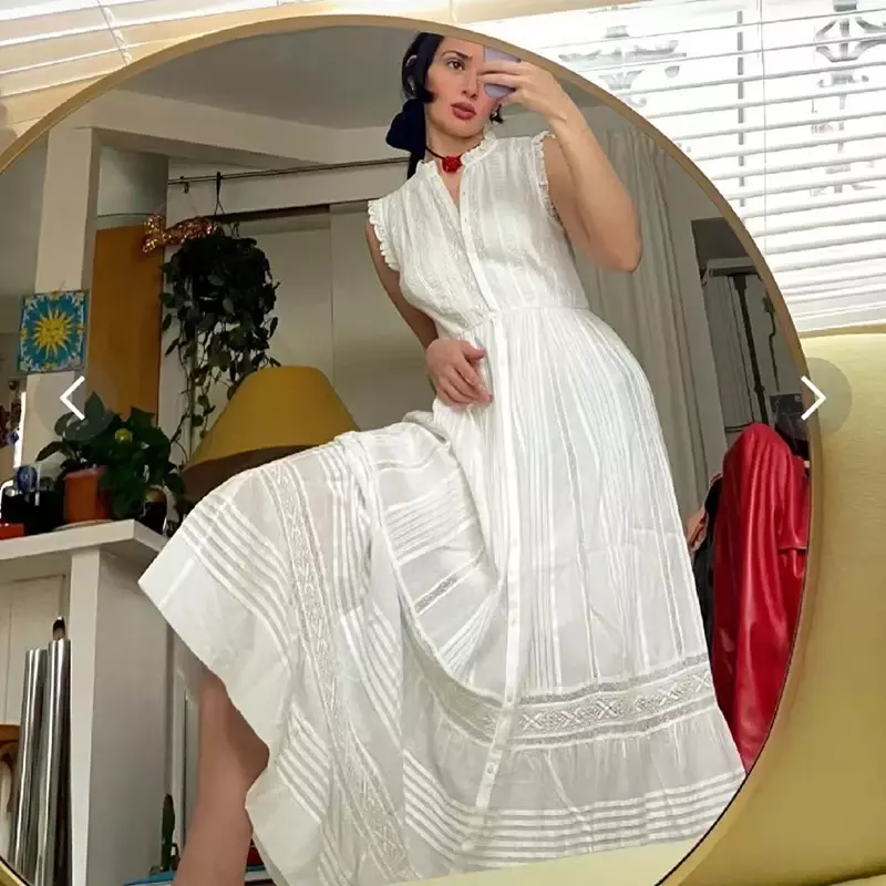 Vestido largo plisado de encaje blanco para mujer, blusa sin mangas de un solo pecho, cuello levantado, primavera y verano, 2024