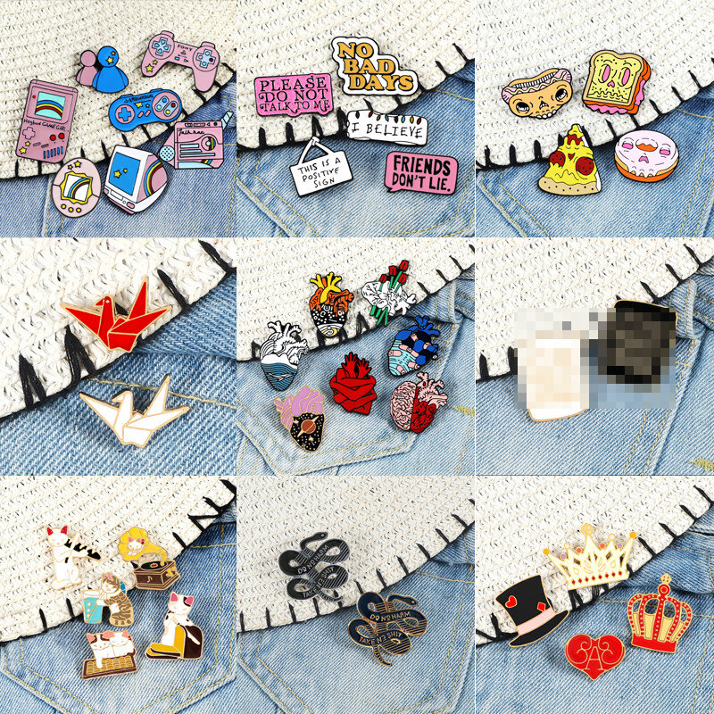 2~7Pcs/Set Enamel Pins Retro Game Organ Heart Cute Kitten Brooch Quote Food Lapel Brooch Introvert Badge Cartoon Jewelry Gifts