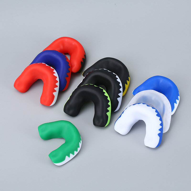 Boxing Mouthguard ฟัน Protector รั้งมวยฟันป้องกันฟันกีฬารั้งอุปกรณ์จัดฟัน Trainer