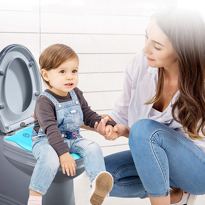 Baby Travel Folding Potty Seat Gasket Toddler Portable Toilet Training Mat Children Urinal Cushion Color Cartoon Toilet Covers