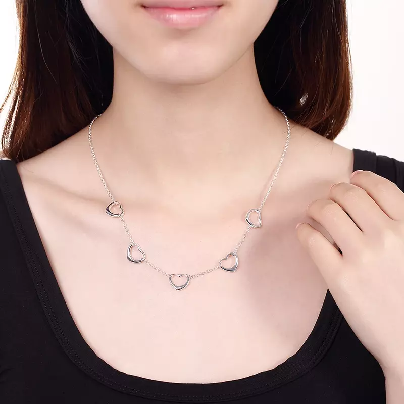 Женское ожерелье из серебра 925 пробы с изысканным сердцем