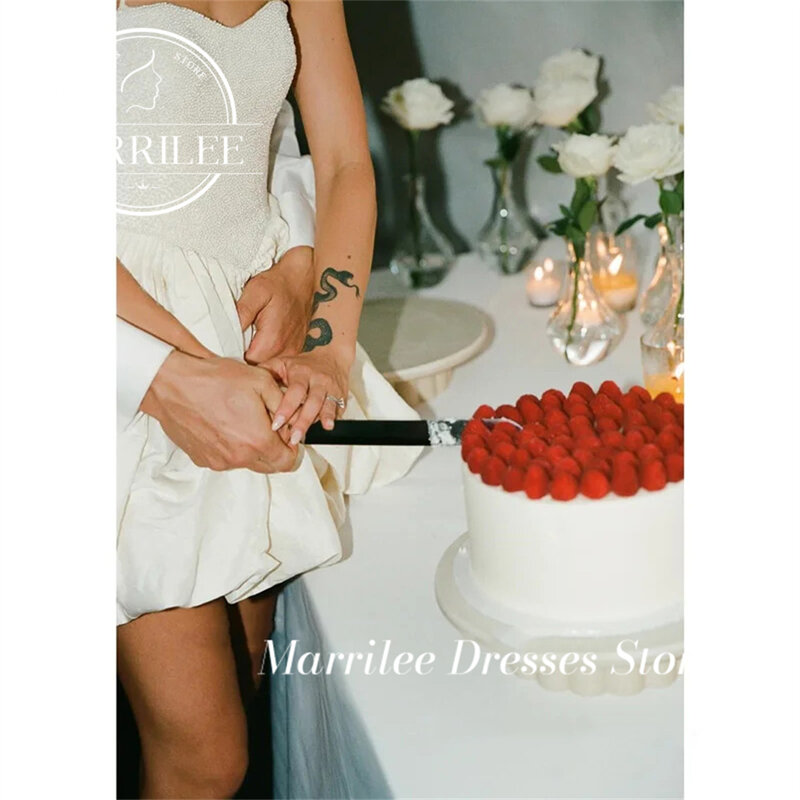 Marrilee มินิเดรสคล้องคอเซ็กซี่มินิเดรสสำหรับงานปาร์ตี้พรอมแขนกุดทรงเอแต่งระบาย Charming ปักเลื่อม2024