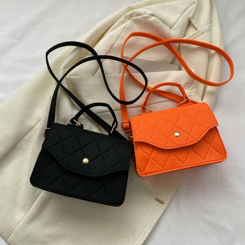 Fashion Felt Cloth Pattern Shoulder Bags For Women Small Handle Underarm Bag Clutch Luxury Solid Color Female Handbag 2024 New