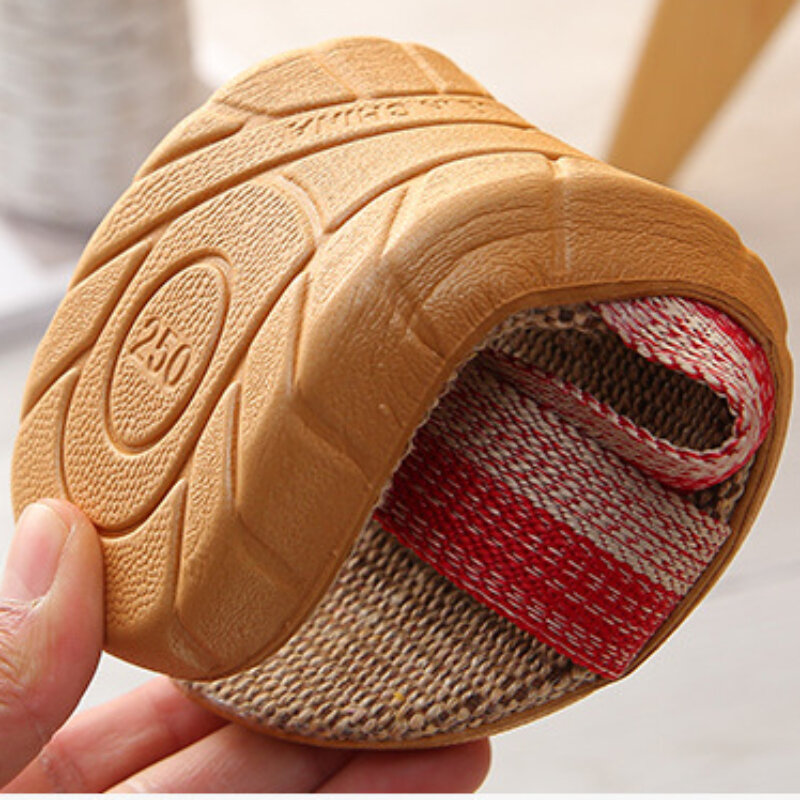 Unisex kapcie w paski, splatany gumowe sandały lniane domowe z wystającym palcem domowe płaski but kapcie plażowe Zapatillas Hombre