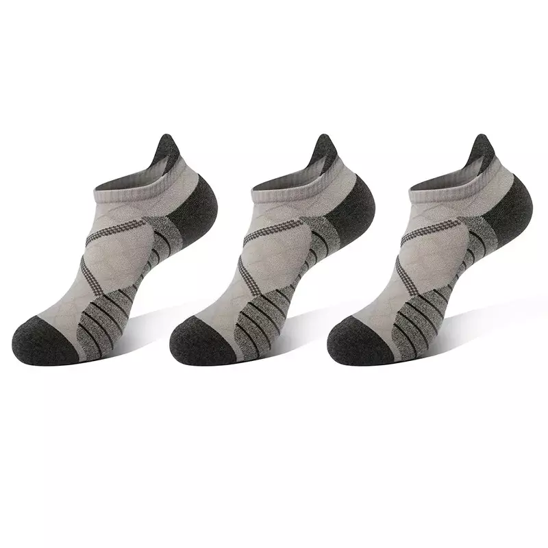 Meias esportivas respiráveis para homens e mulheres, meias de tubo médio, branco e preto, simples e versátil, cor sólida