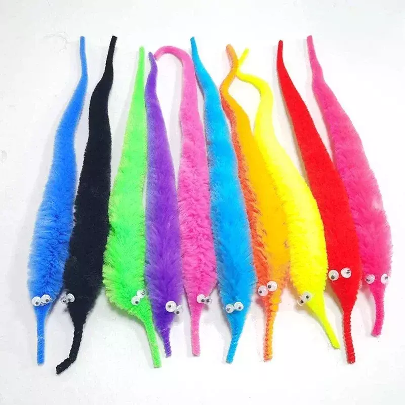 1pc Twisty Worm Magic Toys Party Favors Fuzzy Worm On A String Christmas Halloween Wizard New Strange Trick Toys For Kids