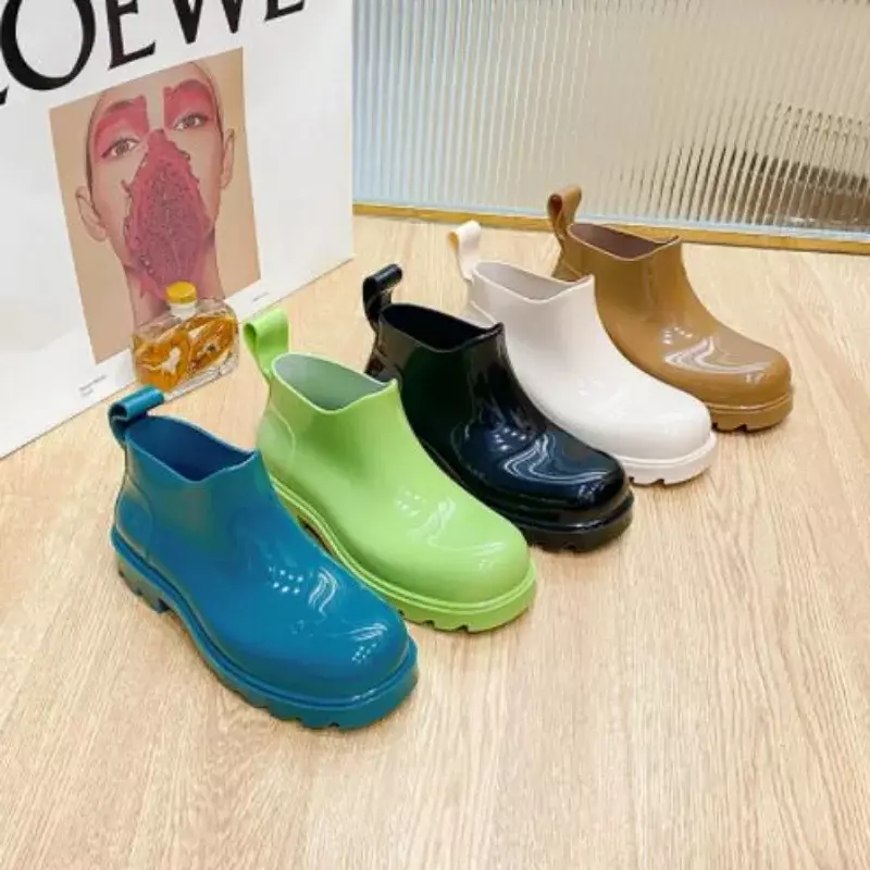 Rain Boots Women New In Luxur Thick Bottom Candy Color Women's Rainning Galoshes Waterproof Jelly Short Boots Free Shipping