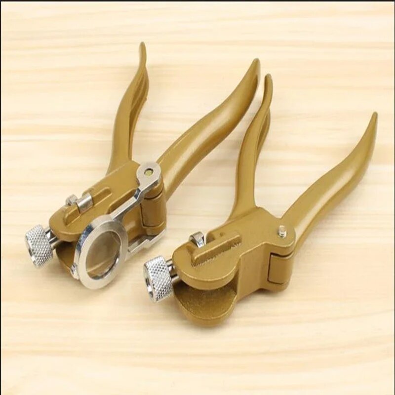 Saw road pliers saw blade saw tooth feeder breaking material pliers saw road breaking tooth pliers woodworking trimmer
