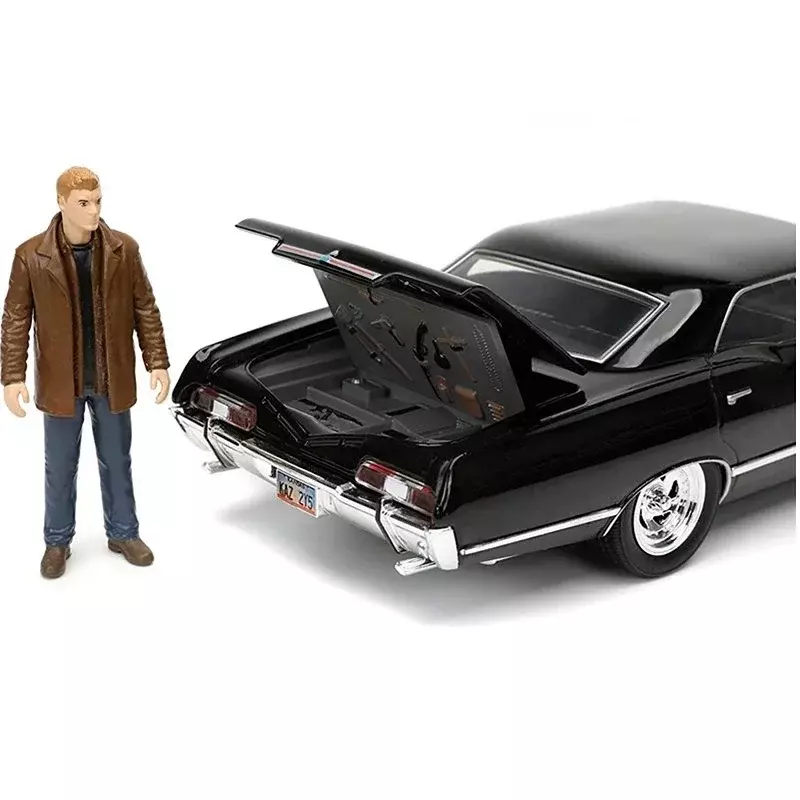 Jada 1:24 1967 Chevrolet Impala SS Sport Sedan High Simulation Diecast Metal Alloy Model Car CHEVY Toys for Kids Gift Collection
