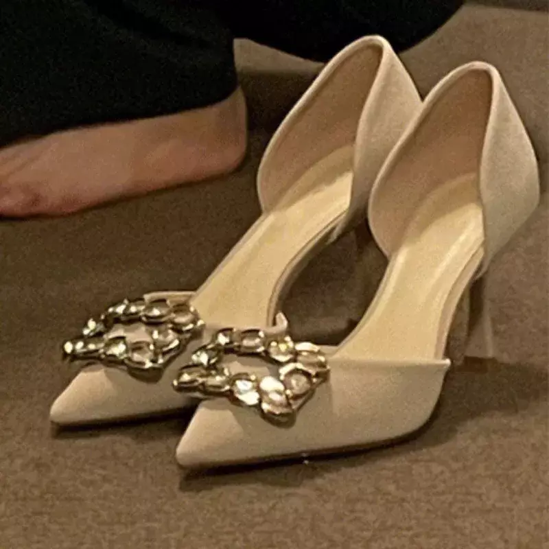 Zapatos de tacón alto sexys para mujer, calzado de tacón alto, puntiagudos, poco profundos, para oficina, de lujo, con decoración de Metal y cristal, novedad de primavera