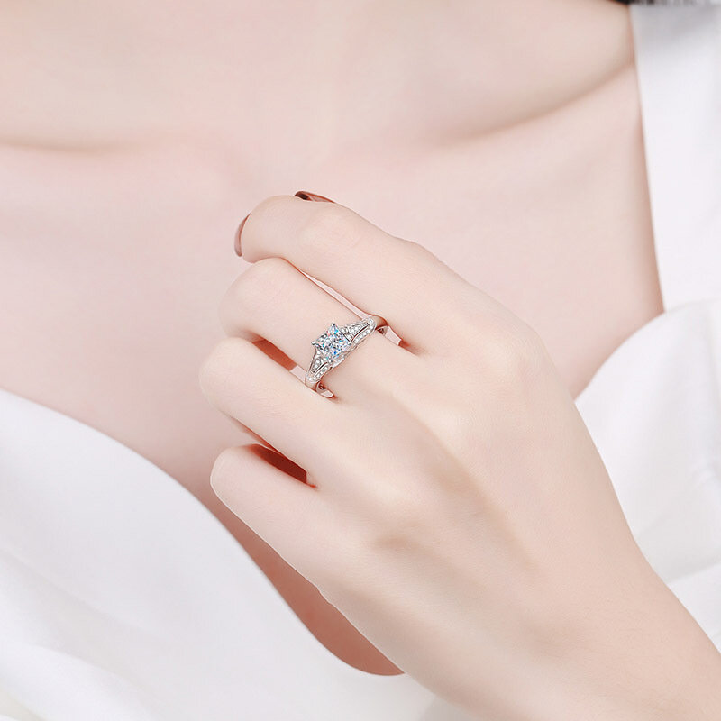 2CT księżniczka Cut Moissanite pierścionek zaręczynowy diamentowy pasjans pierścionek z akcentami dla kobiet srebro biżuteria bankietowa