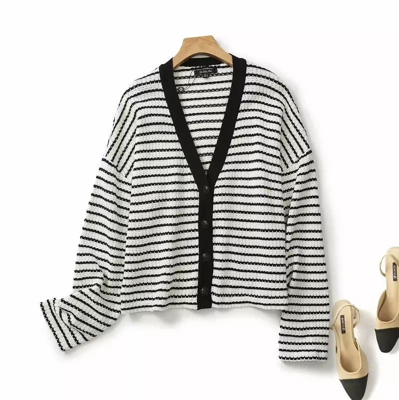 Women's 2023 Fashion Exquisite Button Loose Stripe Knit Cardigan Sweater Retro Long-sleeved V-neck Women's Coat Chic Top