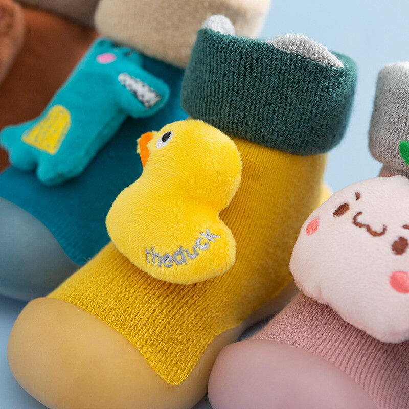 Sepatu hangat untuk bayi, sandal kaus kaki Sol empuk terry tebal musim gugur dan musim dingin untuk bayi dan anak kecil dalam ruangan dan luar ruangan