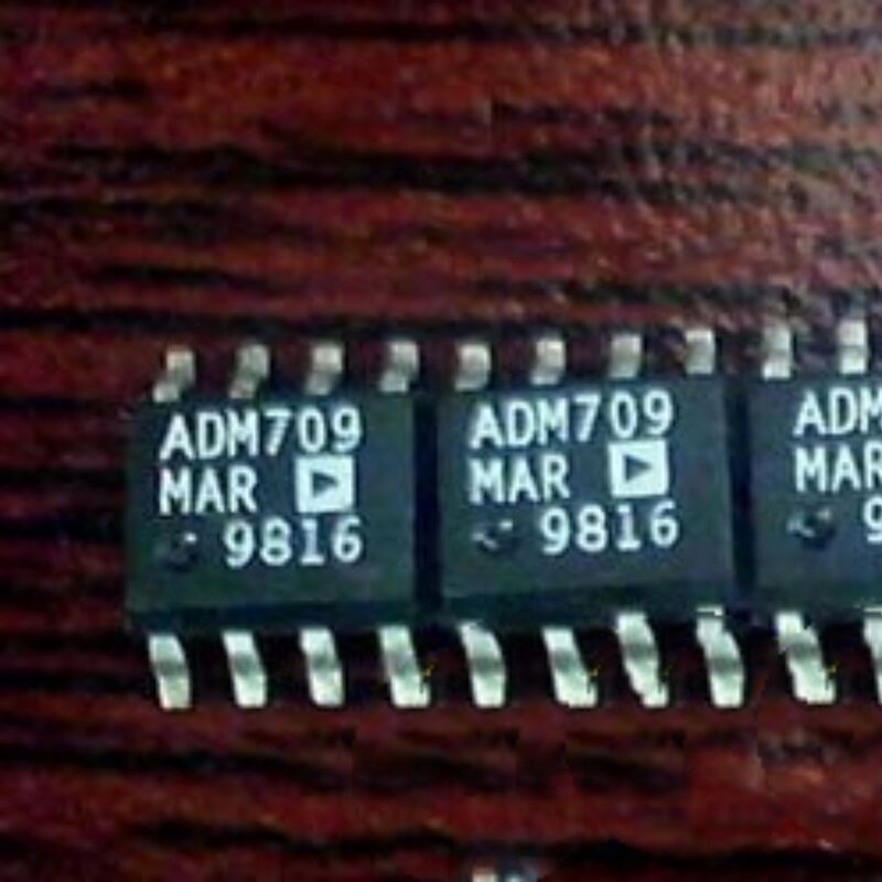ADM709MARZ-Superviseur de processeur, 4.4V, 1, actif, bas, push-rid, 8 broches, SOIC, N Tube
