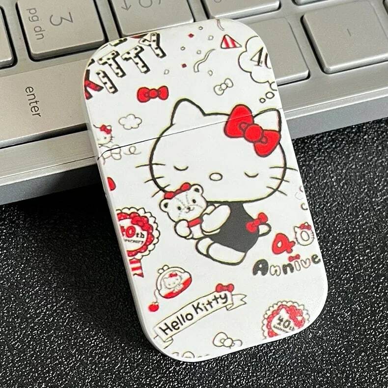 Creative Metal Windproof Cute Hello Kitty Lighter Kawaii MyMelody Kuromi Cinnamo Sanrioed Red Flame Lighters Fast Delivery Gift