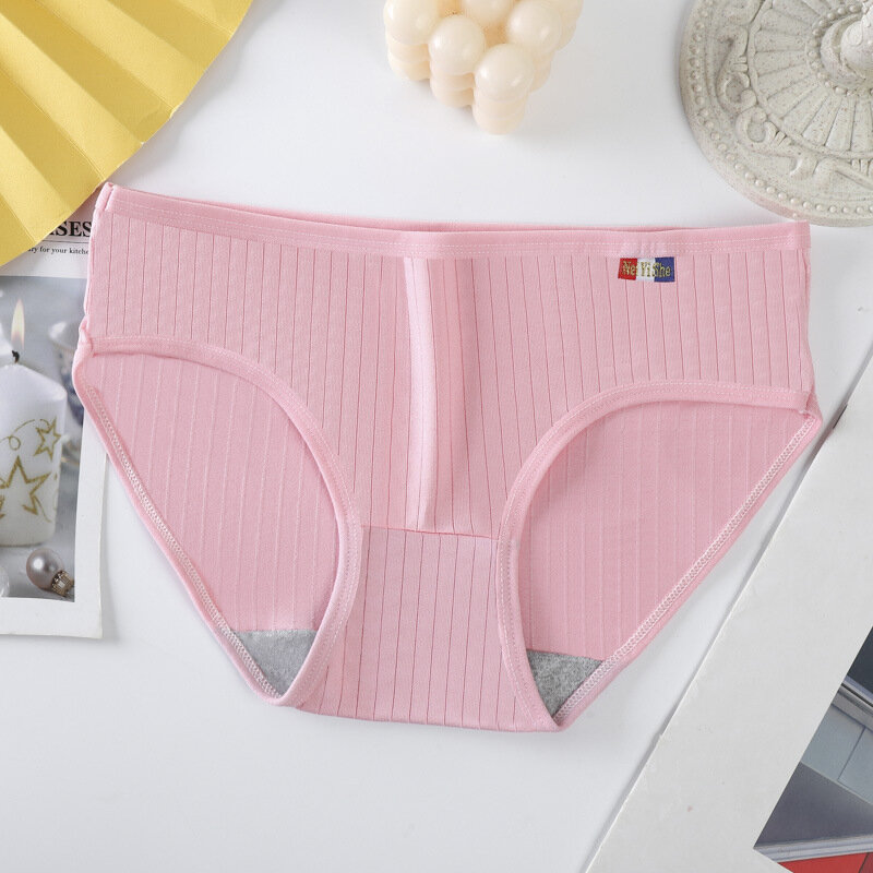 Panties for Young  Girl Underwear Cotton Breathable Soft Lingerie Female Briefs Girls Cute Solid Color Underpants