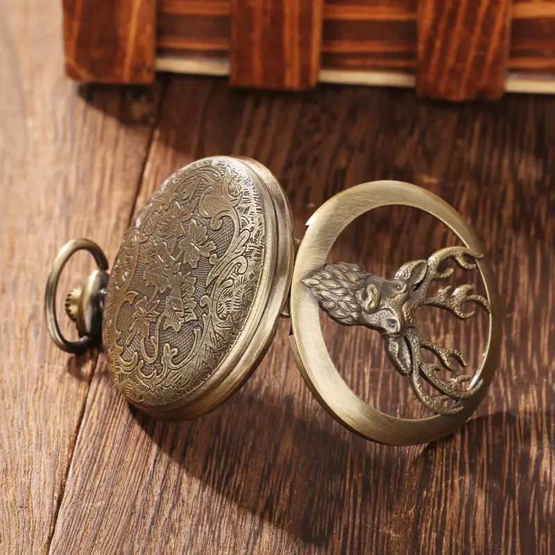 Bronze Hollowed-out Elk Head Quartz Pocket Watch, Semi-Hunter, Roman Digital Gift, Pendant Necklace, Men and Women