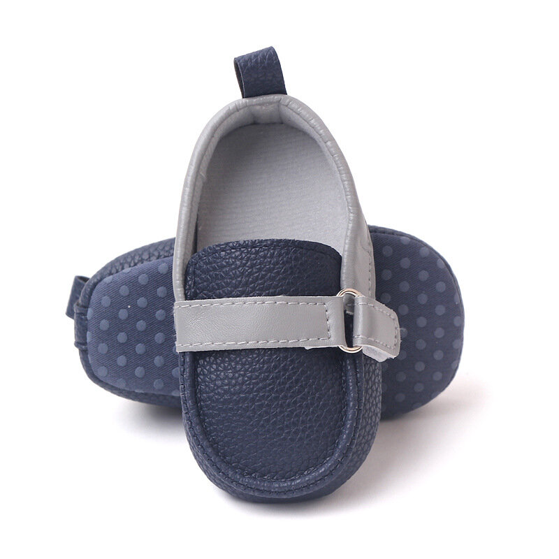 Sepatu bayi bermerek untuk anak laki-laki sepatu balita sol lunak Moccasins kulit barang bayi aksesoris sepatu bayi baru lahir 0-18 bulan