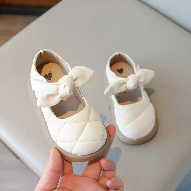 Scarpe in pelle per bambini primavera autunno papillon scarpe da principessa ragazza moda tinta unita causale bambini vestono Mary Jane scarpe Hook Loop