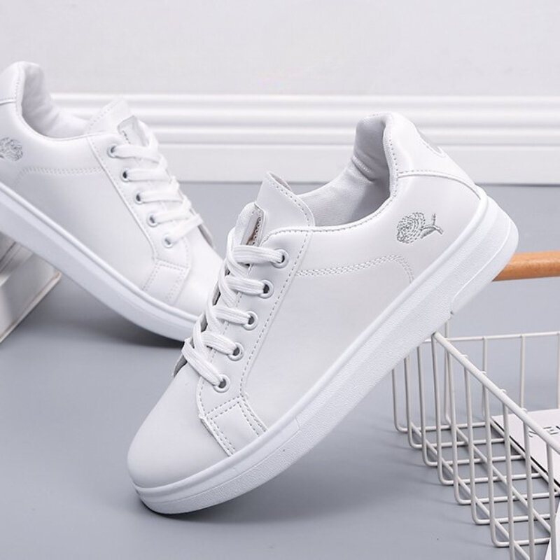 Little White Shoes for Women Thick Soled Casual Student Board Shoes Casual Sports Shoes for Men With Comfortable couple zapatos