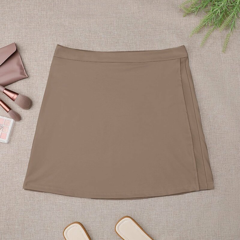 Minifalda de Color liso para mujer, pantalones cortos de Color marrón neutro, polvo de cacao, a la moda, Sherwin, Williams, Mocha SW 6067