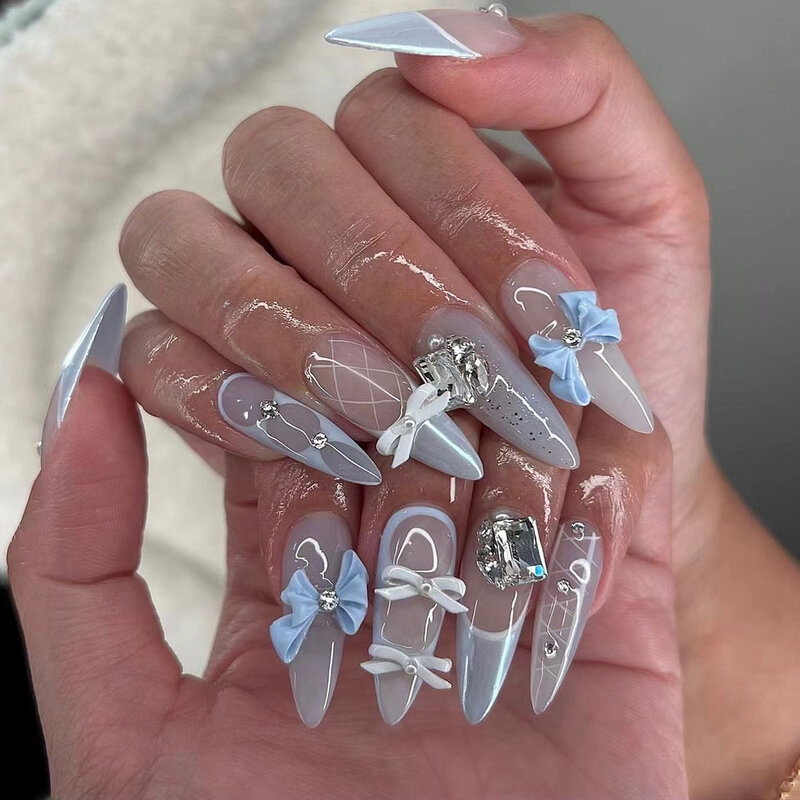 24 pz blu francese stampa sulle unghie con fiocco 3D strass Design punte per unghie finte per le donne della signora indossabili Ins unghie finte dolci