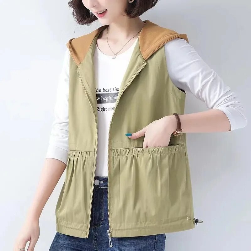 2024New Spring Autumn fashion Waistcoat Jackets WomenLoose Hooded Vest Middle Aged Female Casual Versatile Embroidered Tank Tops