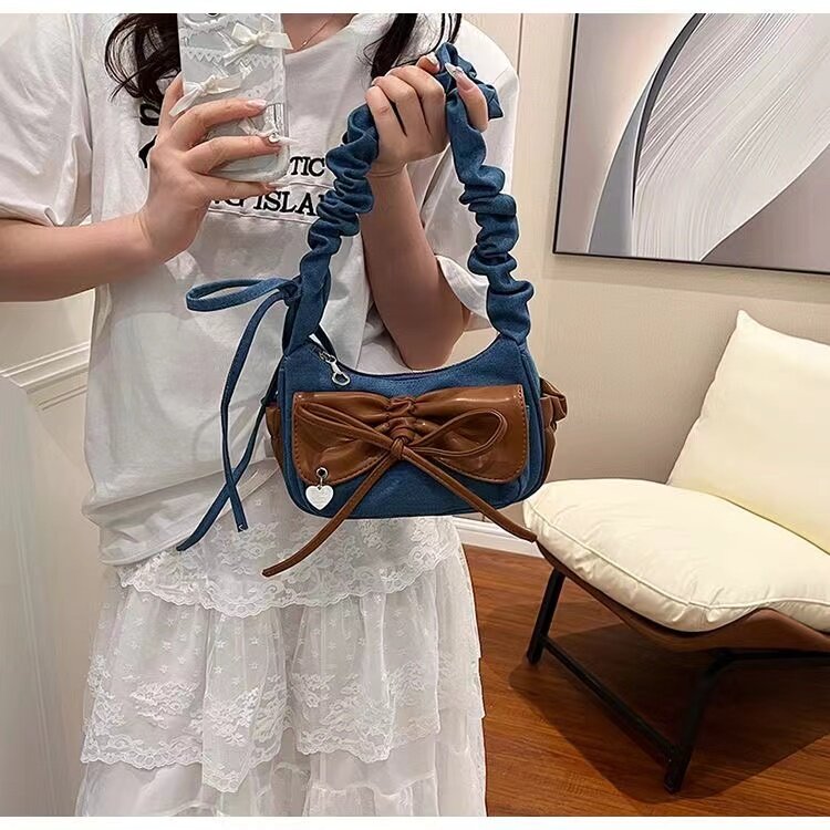 Y2K tas selempang gaya Korea wanita, tas bahu tas tangan dan desain gesper kecil Denim tas ketiak untuk wanita