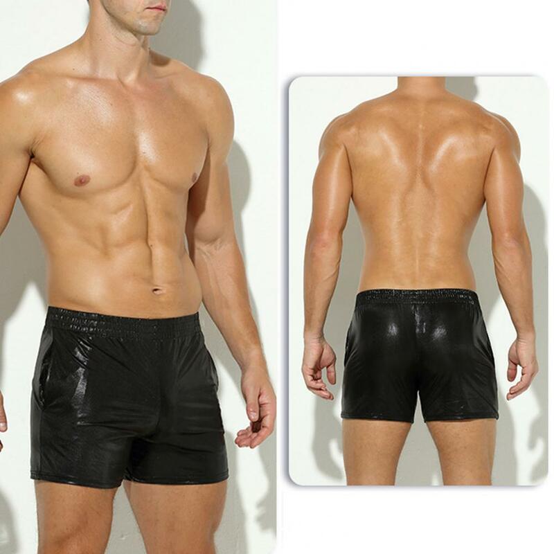 Shorts de couro sintético masculino com cintura elástica, monocromático, casual, elegante, macio, respirável para palco