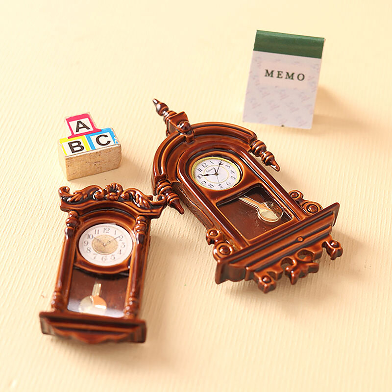 Reloj de pared en miniatura para casa de muñecas, accesorios de decoración del hogar, juguete de muebles de juego de simulación, Europeo, Vintage, 1:12